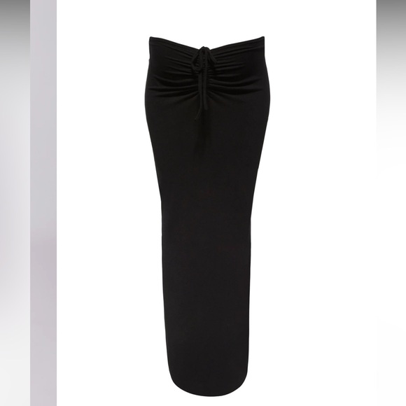 BUMPSUIT - Maternity 2 Piece Set - Picture 5 of 12